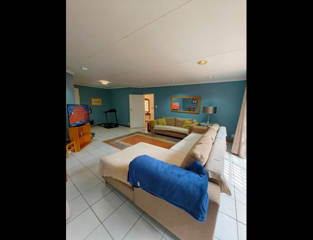 4 BEDROOM HOUSE FOR SALE IN MENLO PARK